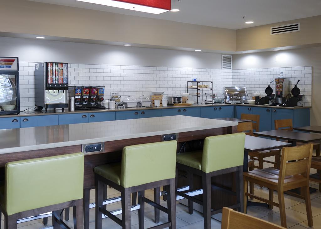 Country Inn & Suites By Radisson, Washington, Dc East - Capitol Heights, Md Kültér fotó
